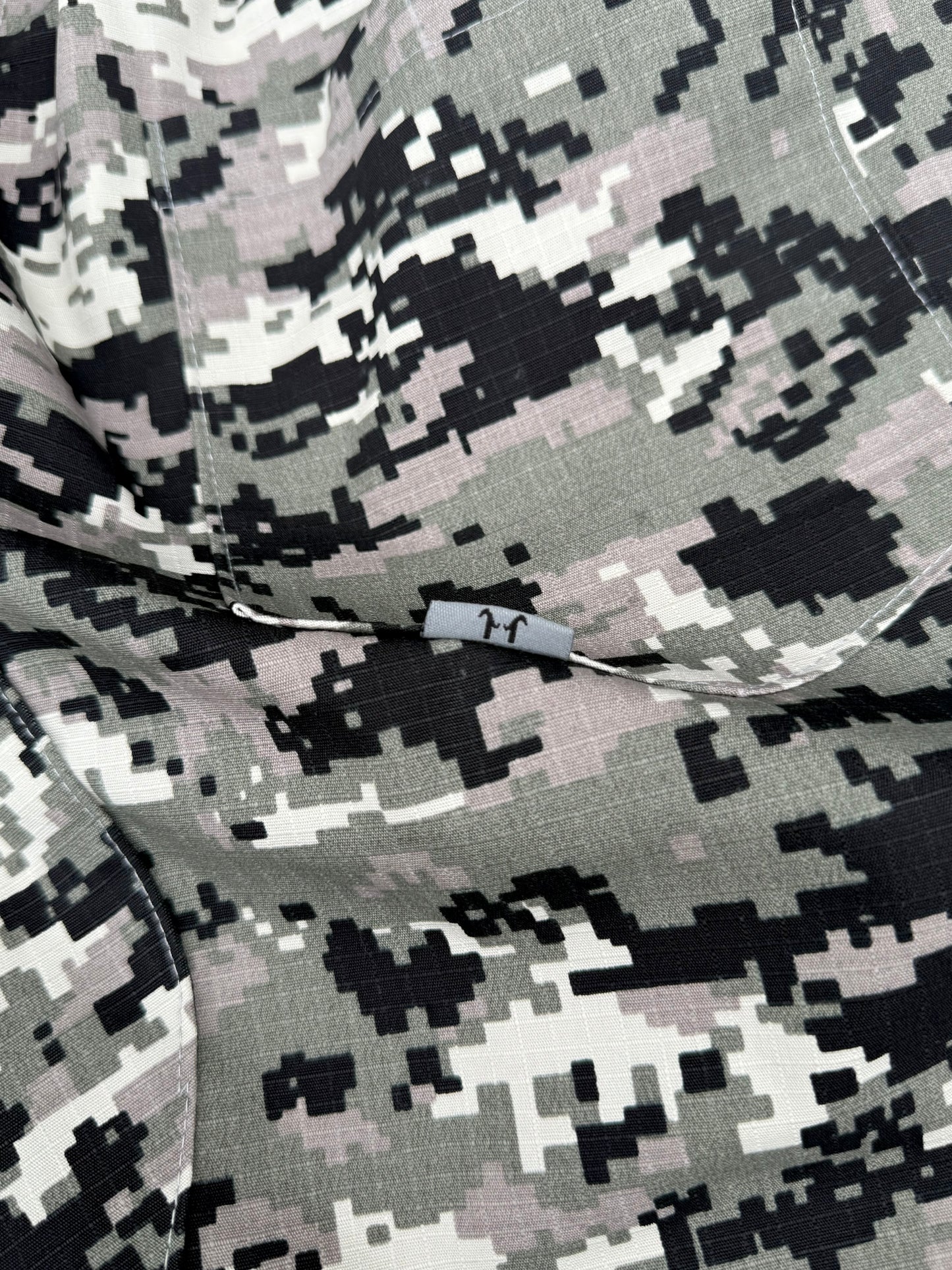 ASH CAMO SHORTS